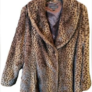 Jones New York Rare Spot’d Leopard Faux Fur Teddy Coat Perfect Vintage Luxurious